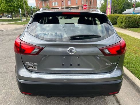 Used 2019 Nissan Rogue Sport SL AWD/4WD image 4