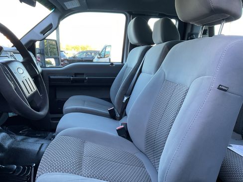 Used 2011 Ford F250 XL w/ PWR Equipment Group image 22