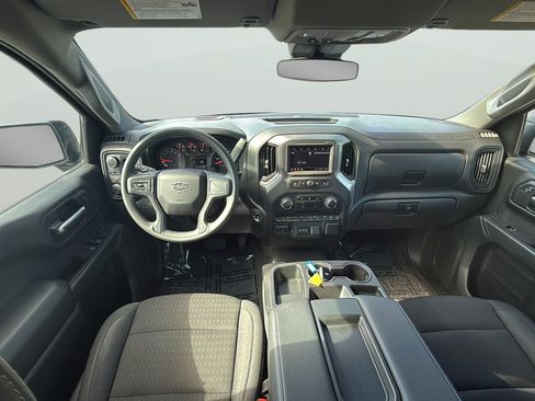 Used 2025 Chevrolet Silverado 1500 Custom Trail Boss w/ Dark Appearance Package AWD/4WD image 14