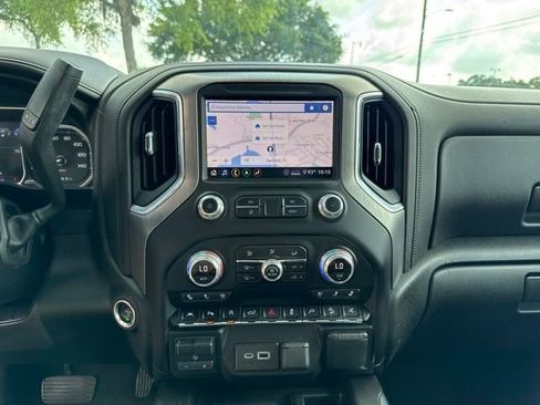 Used 2020 GMC Sierra 1500 Denali w/ Denali Ultimate Package AWD/4WD image 27