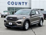 Used 2021 Ford Explorer XLT image 2