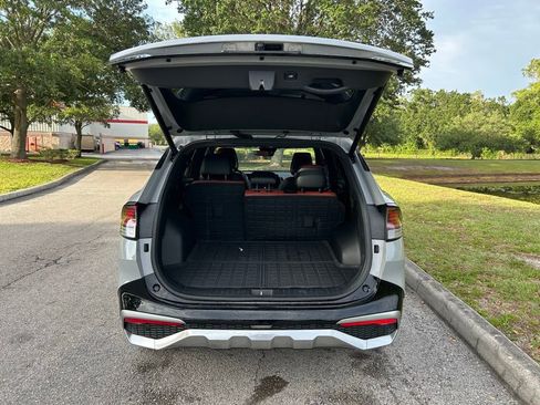 Used 2023 Kia Sportage SX FWD image 11