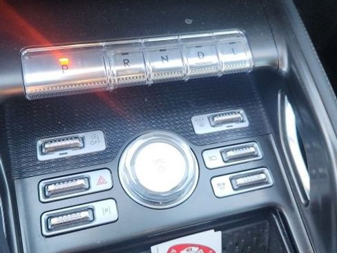 Used 2024 Lincoln Nautilus Premier w/ Equipment Group 102A image 9