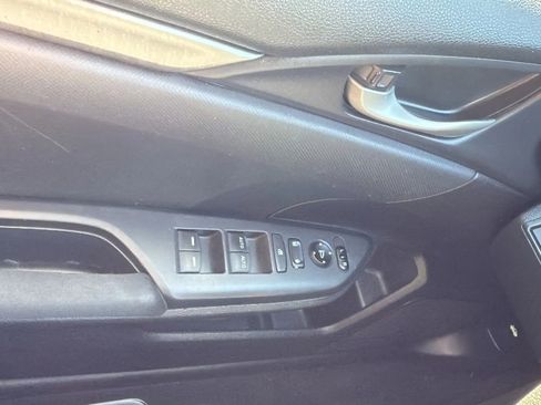 Used 2020 Honda Civic LX image 21