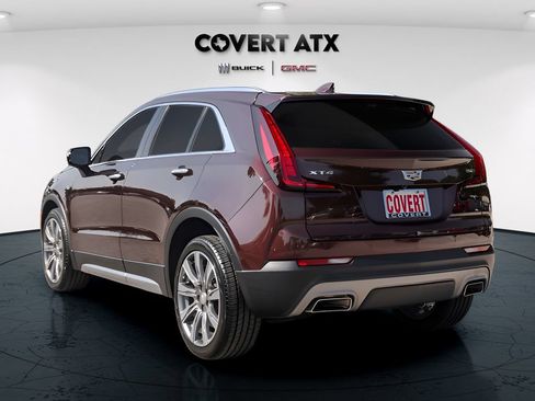 Used 2022 Cadillac XT4 Premium Luxury w/ Technology Package FWD image 6
