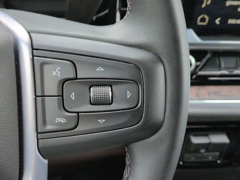 Used 2026 GMC Sierra 1500 SLT AWD/4WD image 26