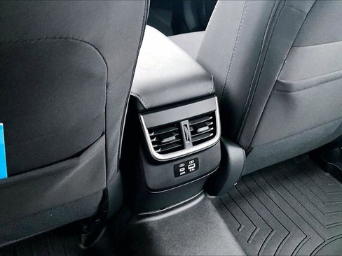 Used 2025 Subaru Legacy Premium image 30