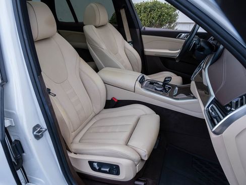 Used 2019 BMW X5 xDrive40i w/ Convenience Package image 28