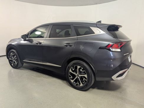 Used 2023 Kia Sportage EX AWD/4WD image 5