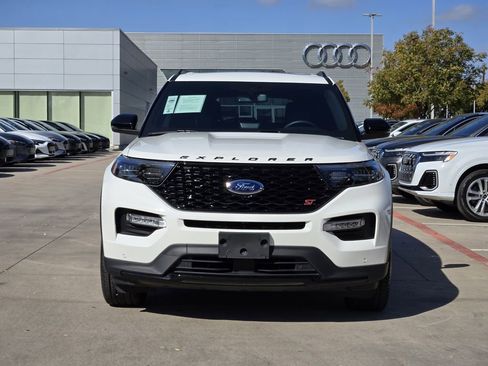 Used 2024 Ford Explorer ST w/ Equipment Group 401A image 3