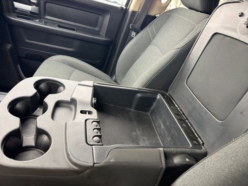 Used 2019 RAM 5500 Tradesman w/ Chrome Appearance Group image 28