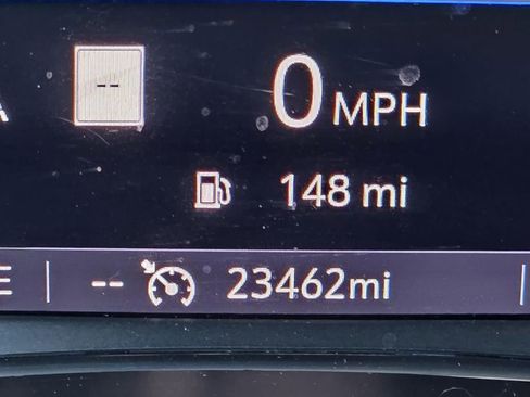 Used 2023 Chevrolet Equinox Premier image 52