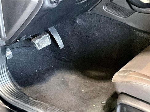 Used 2023 Dodge Challenger SXT image 22