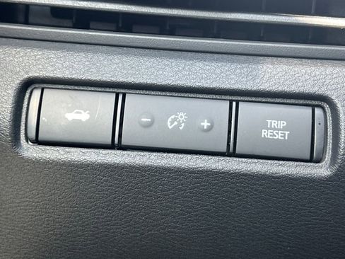 New 2026 Nissan Altima 2.5 SR image 25