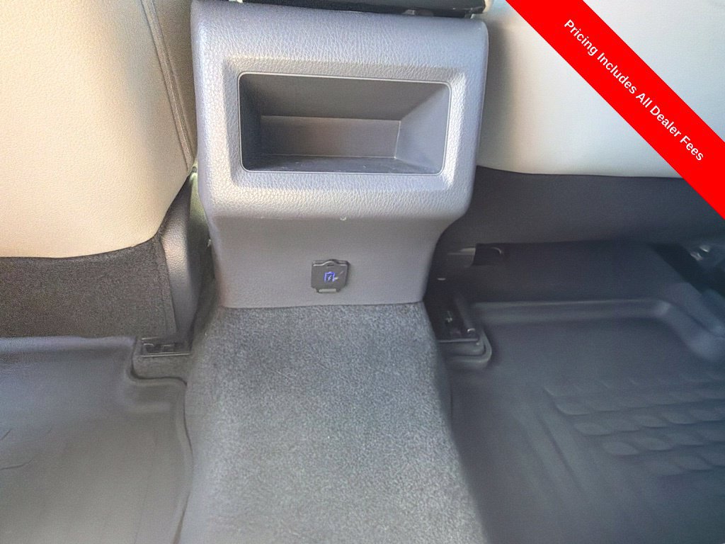 Used 2024 Toyota Camry SE FWD image 24