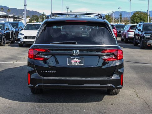 New 2026 Honda Odyssey EX-L image 5