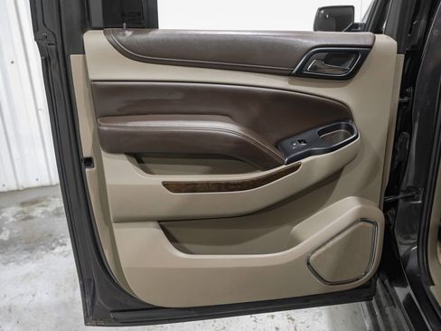 Used 2015 Chevrolet Suburban LT w/ Max Trailering Package RWD image 46
