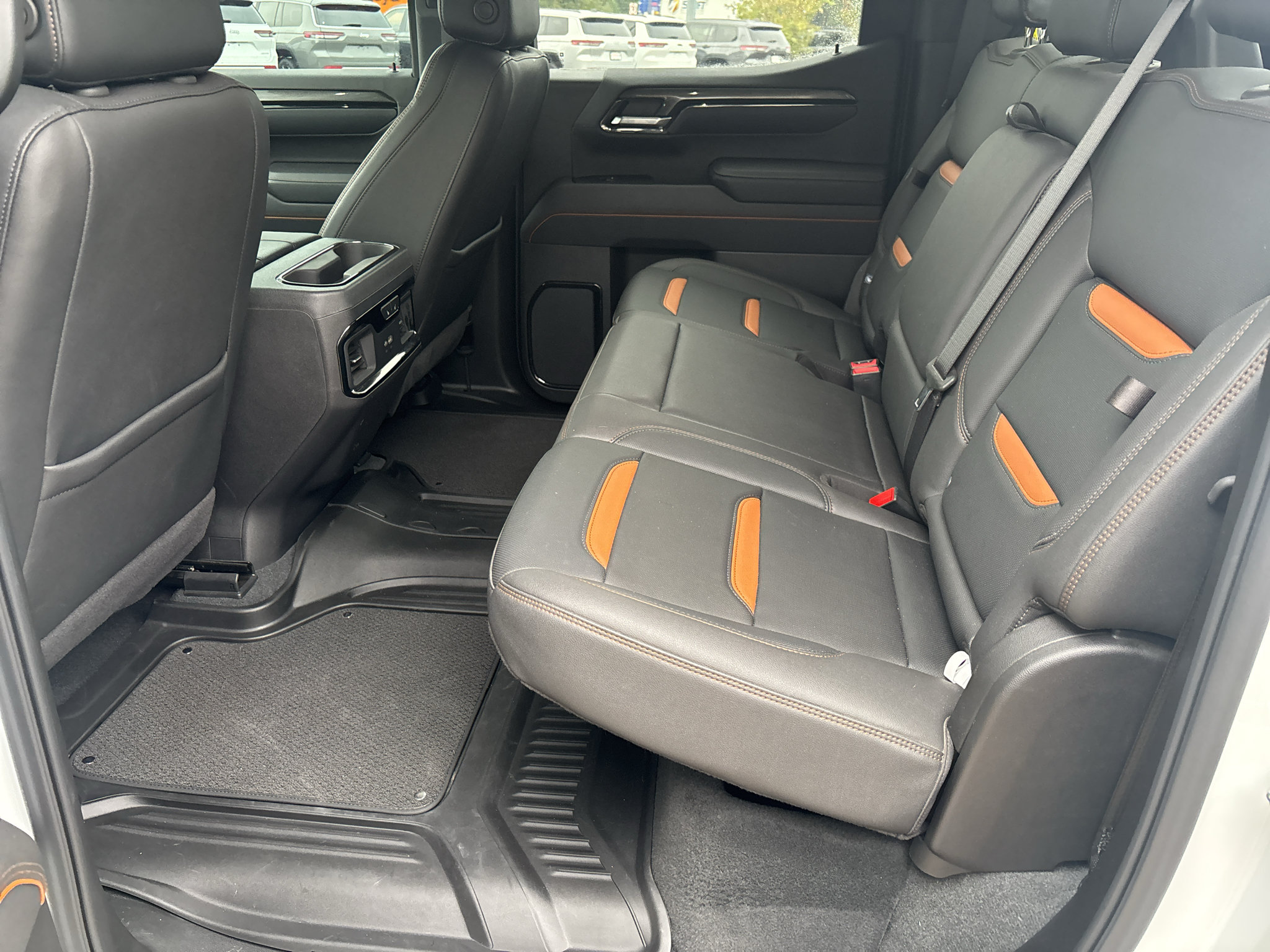 Used 2025 GMC Sierra 1500 AT4 AWD/4WD image 16