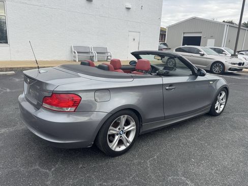 Used 2009 BMW 128i Convertible image 6
