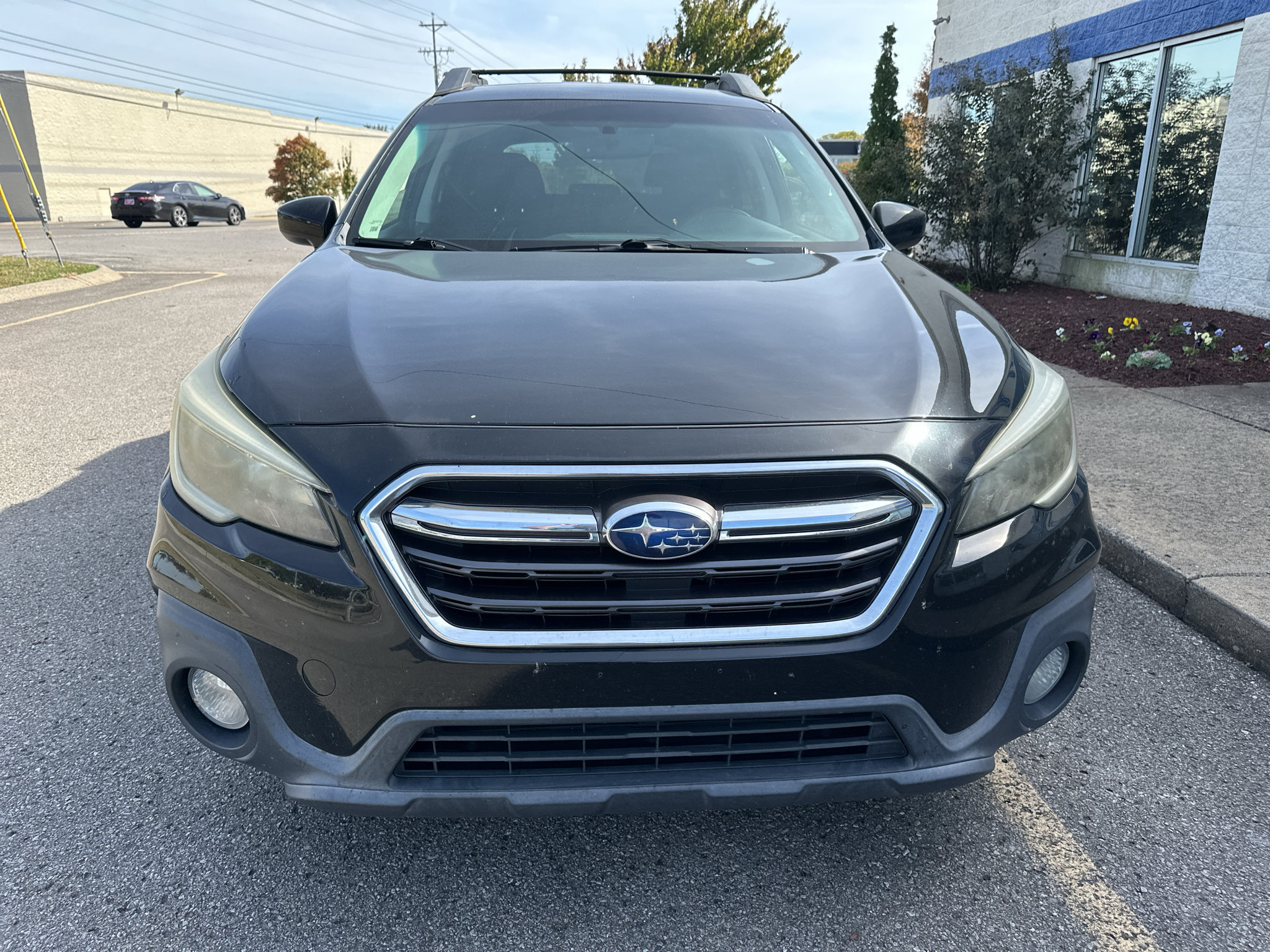 Used 2018 Subaru Outback 2.5i Premium AWD/4WD image 9