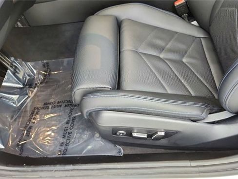 Used 2025 BMW i5 xDrive40 w/ M Sport Package image 34