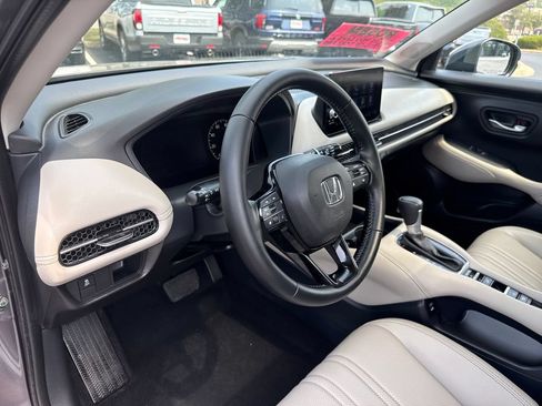 Certified 2025 Honda HR-V EX-L image 14