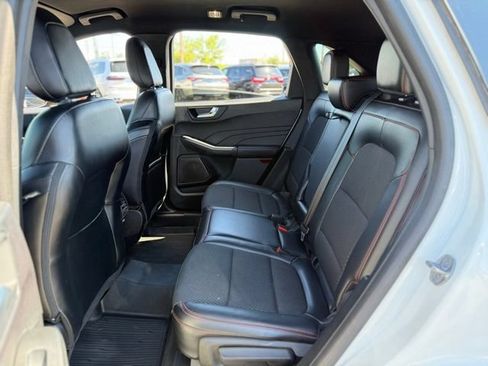 Certified 2023 Ford Escape ST-Line w/ Tech Pack #1 AWD/4WD image 16
