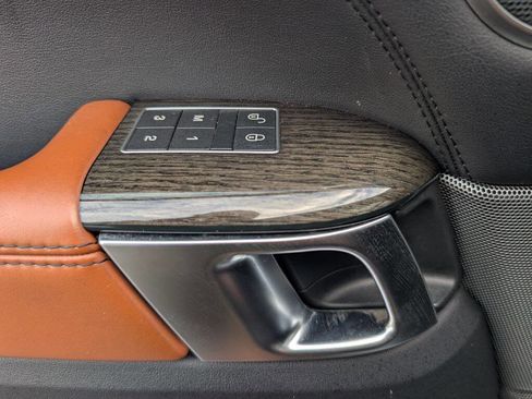 Used 2016 Land Rover Range Rover Sport Supercharged image 34