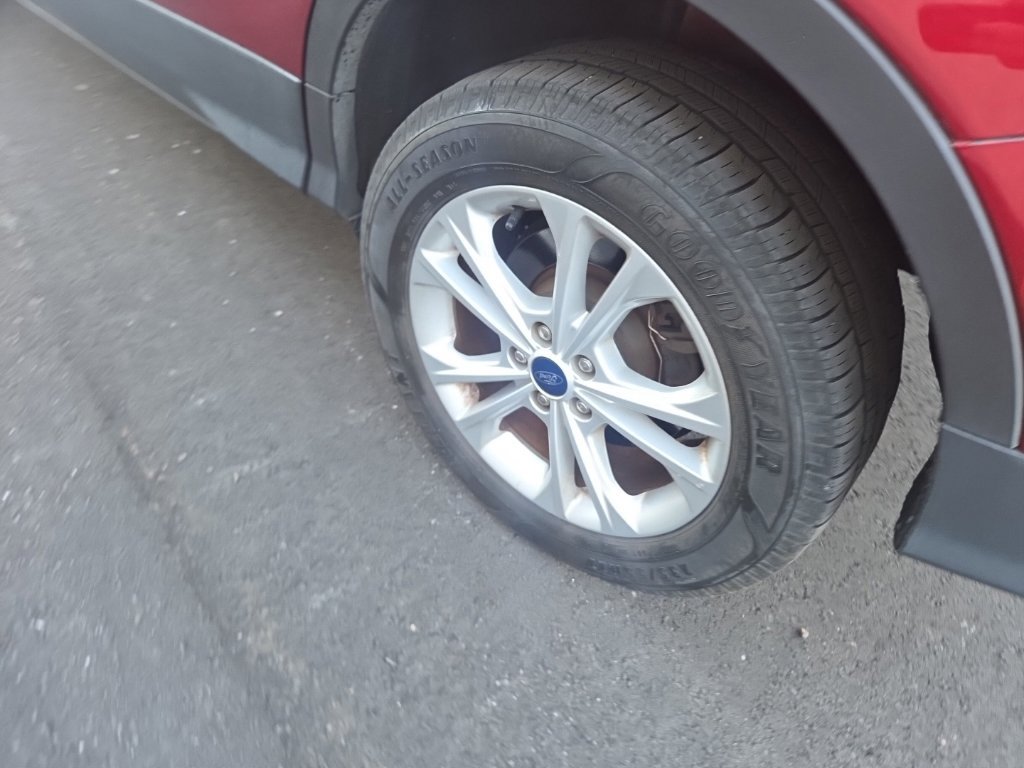 Used 2018 Ford Escape SEL FWD image 26