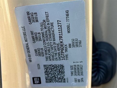 Used 2024 GMC Canyon AT4 w/ Canyon Safety Plus Package image 36