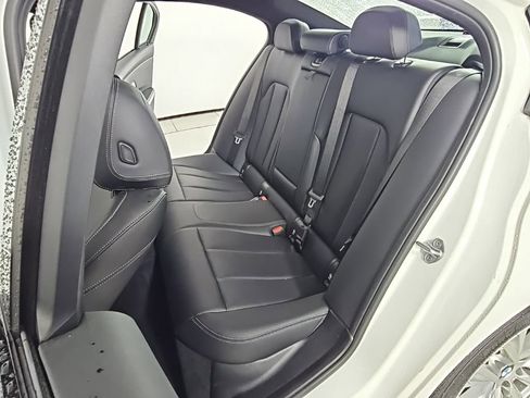 Used 2023 BMW 330i Sedan w/ Driving Assistance Package image 21