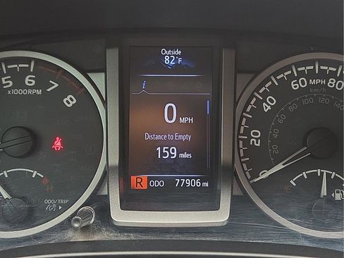 Used 2019 Toyota Tacoma SR5 RWD image 15
