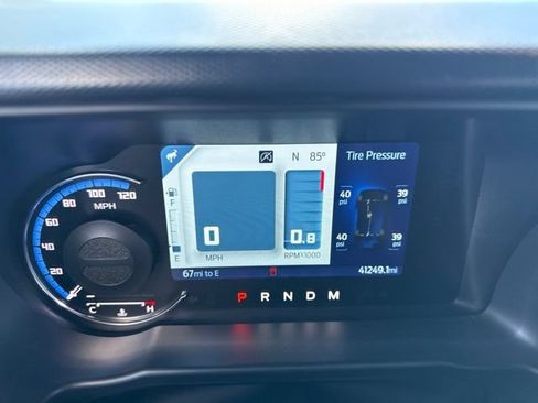 Used 2021 Ford Bronco First Edition AWD/4WD image 31