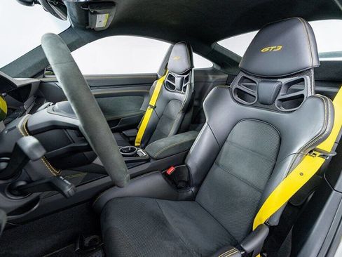 Used 2023 Porsche 911 GT3 RWD image 17