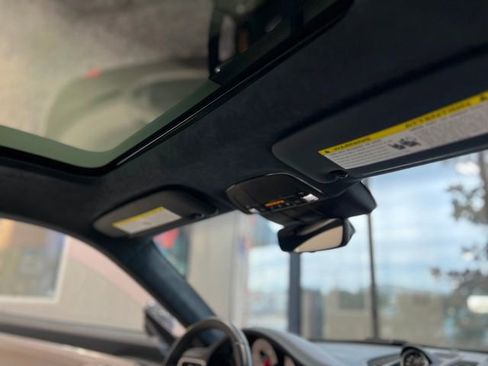 Used 2017 Porsche 911 Carrera 4S image 30