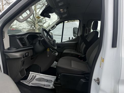 Used 2022 Ford Transit 350 XLT image 22