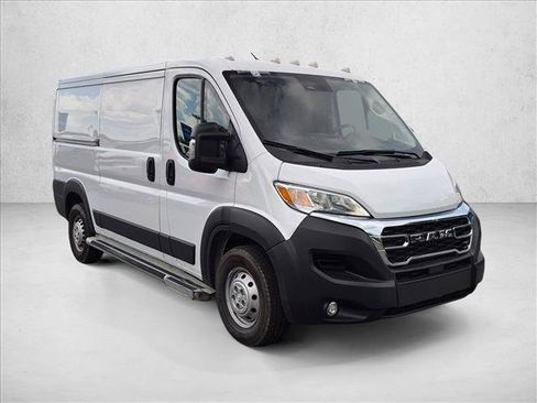 Used 2025 RAM ProMaster 2500 w/ U-Haul Equipment Group FWD image 3