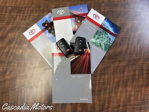Used 2012 Toyota Prius V Three FWD image 2