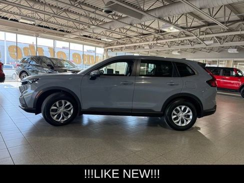 Used 2025 Honda CR-V LX image 5
