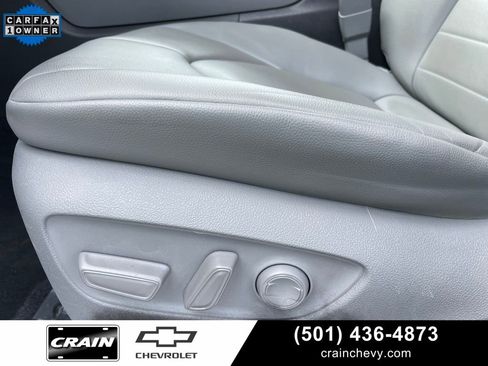 Used 2021 Toyota Highlander XLE image 10