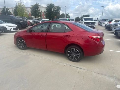 Used 2019 Toyota Corolla LE FWD image 5