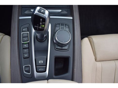 Used 2017 BMW X5 xDrive40e image 35