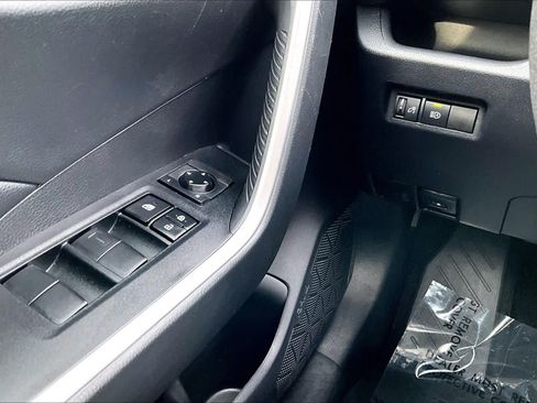 Used 2020 Toyota RAV4 LE w/ All Weather Liner Package FWD image 32