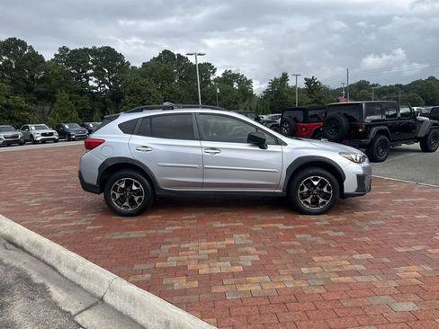 Used 2020 Subaru Crosstrek 2.0i AWD/4WD image 16