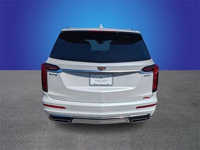 New 2025 Cadillac XT6 Luxury