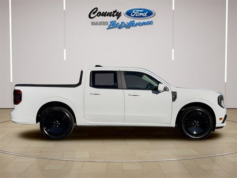 New 2025 Ford Maverick Lobo image 24