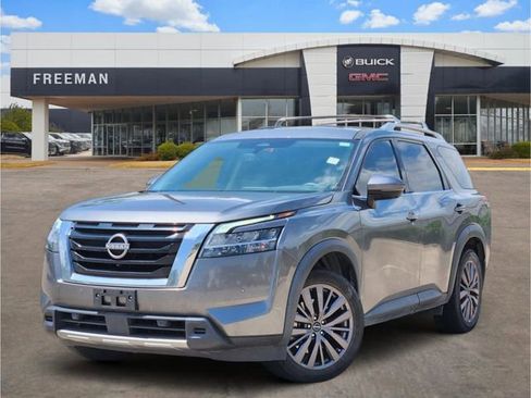 Used 2023 Nissan Pathfinder SL w/ SL Premium Package FWD image 1