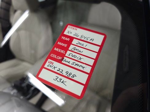 Used 2021 BMW 540i xDrive w/ M Sport Package image 36