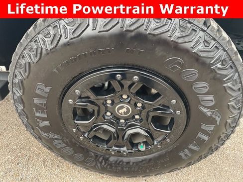 Used 2024 Ford Bronco Wildtrak image 30