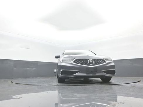 Used 2018 Acura TLX w/ Technology Package image 33